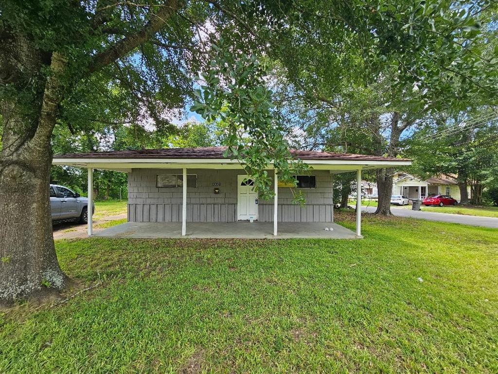 1123 Sayers Street