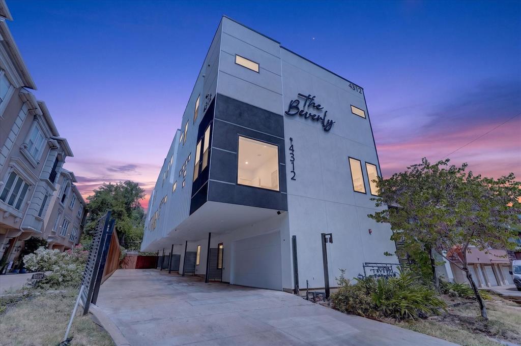 4312 Cedar Springs Road 102