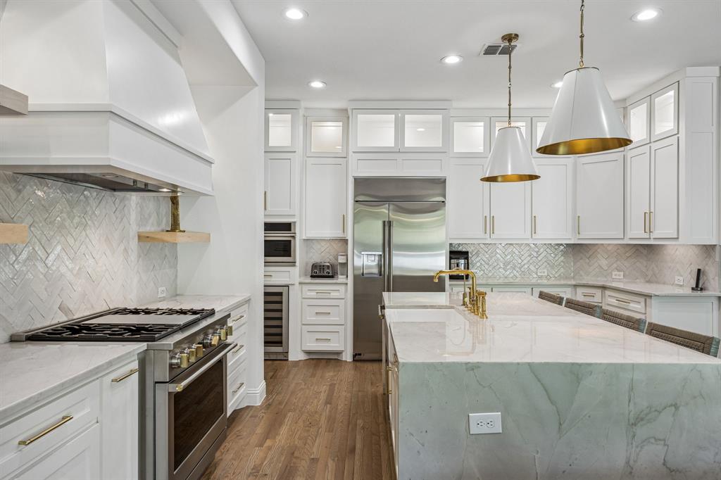 12462 Riverhill Road