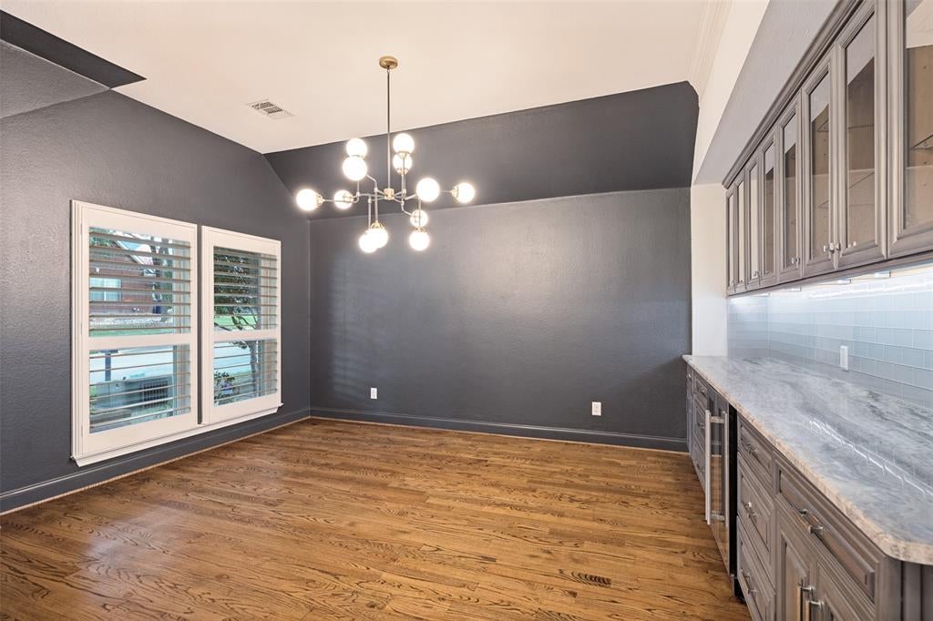 2804 Whitetail Court