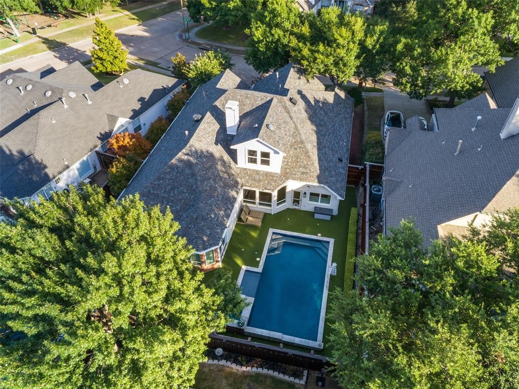 2804 Whitetail Court