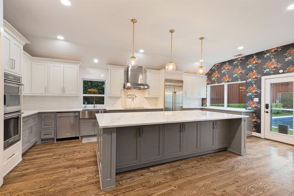 2804 Whitetail Court