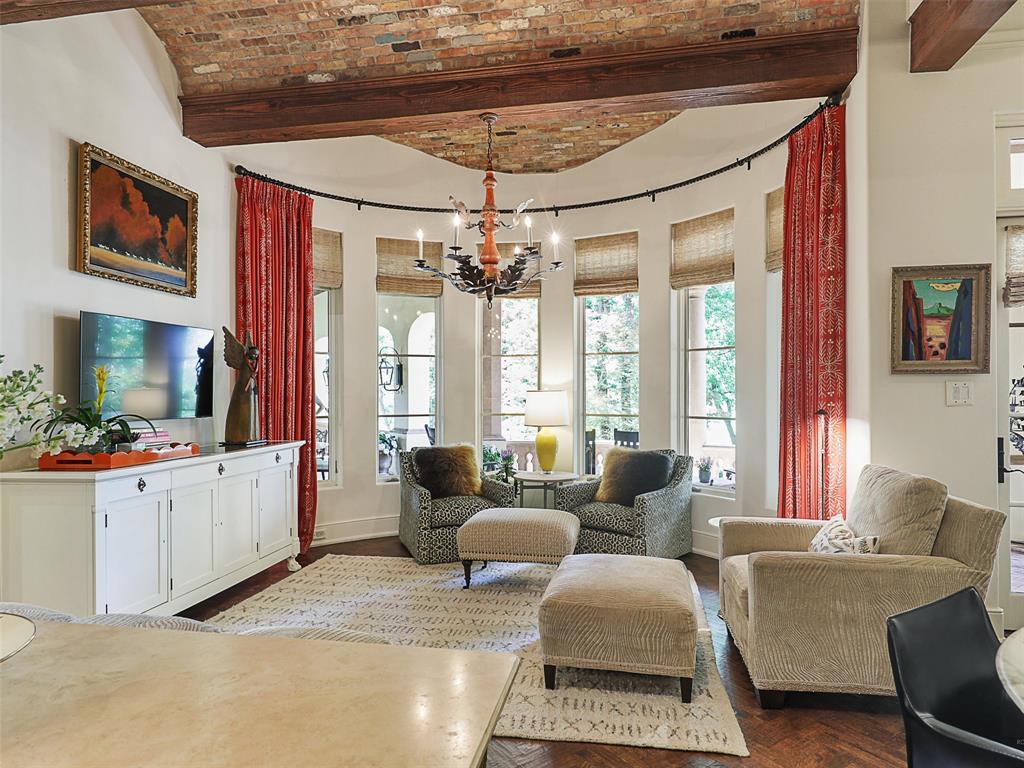 Vaquero Arthur - Residential