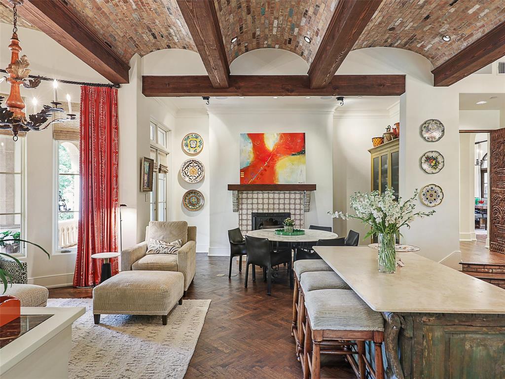 Vaquero Arthur - Residential