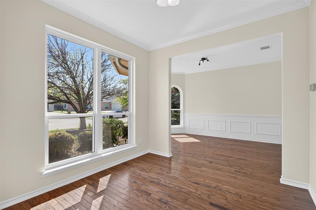 2795 Beacon Hill Drive