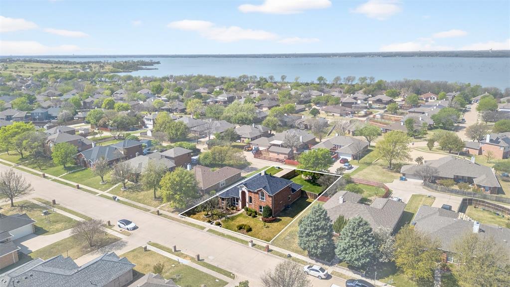 2795 Beacon Hill Drive