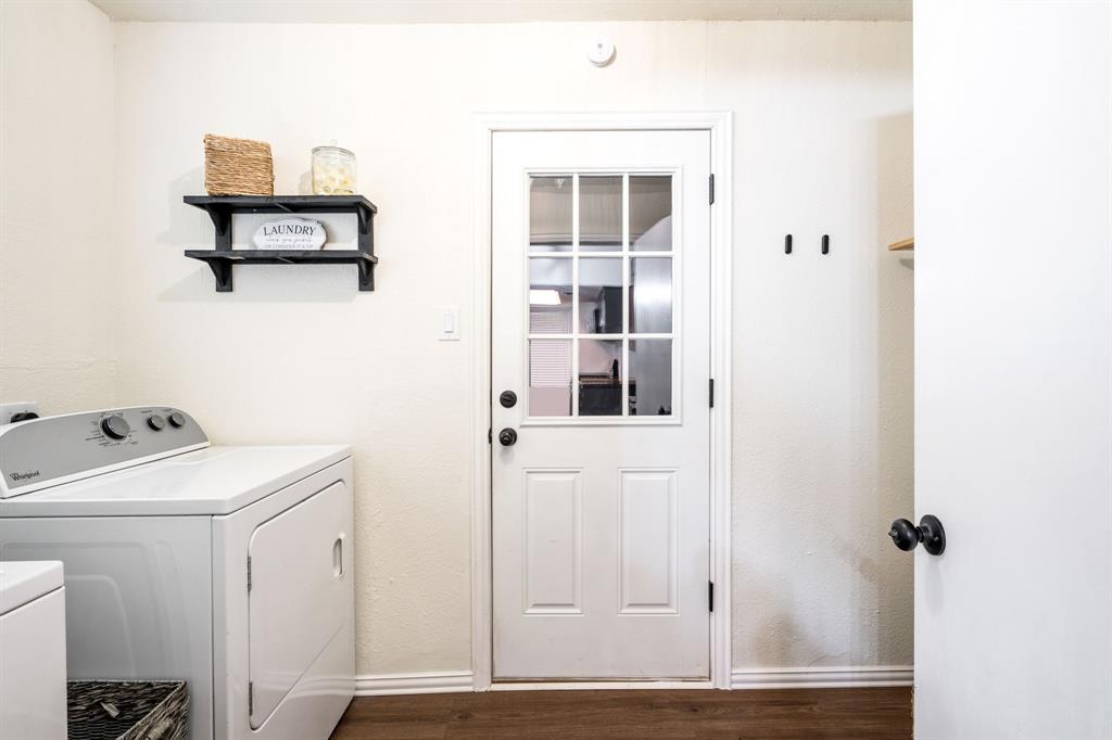 Colonial Ac #2 - Residential