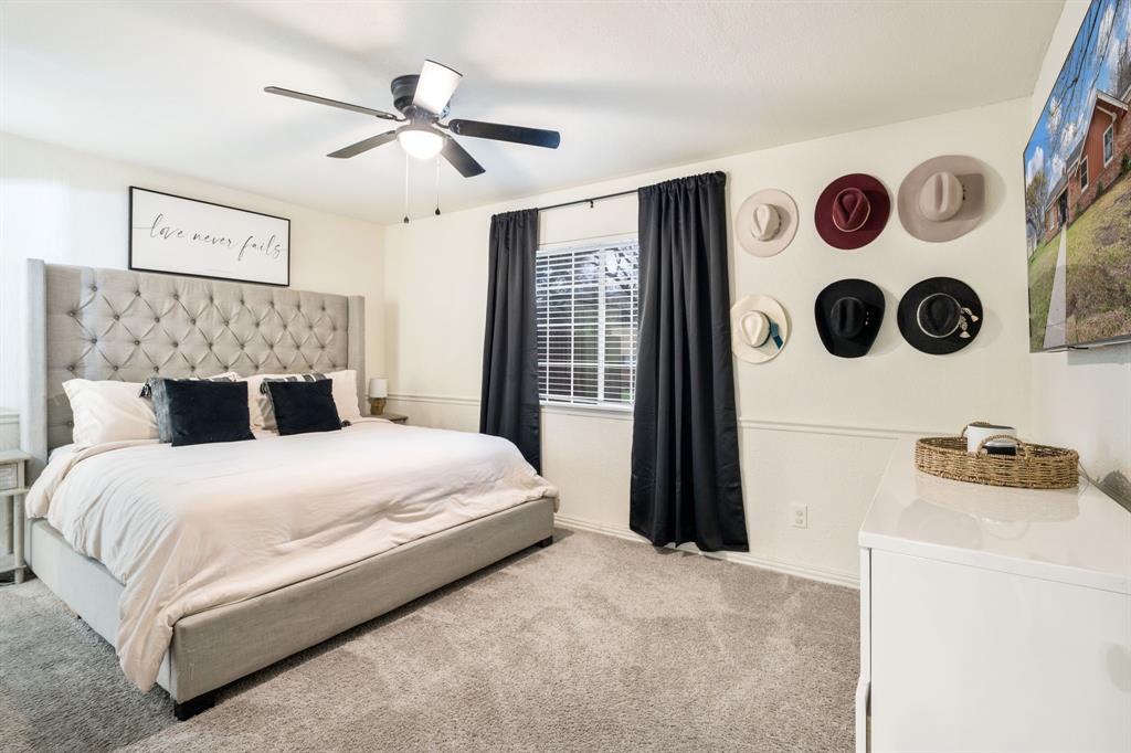 Colonial Ac #2 - Residential