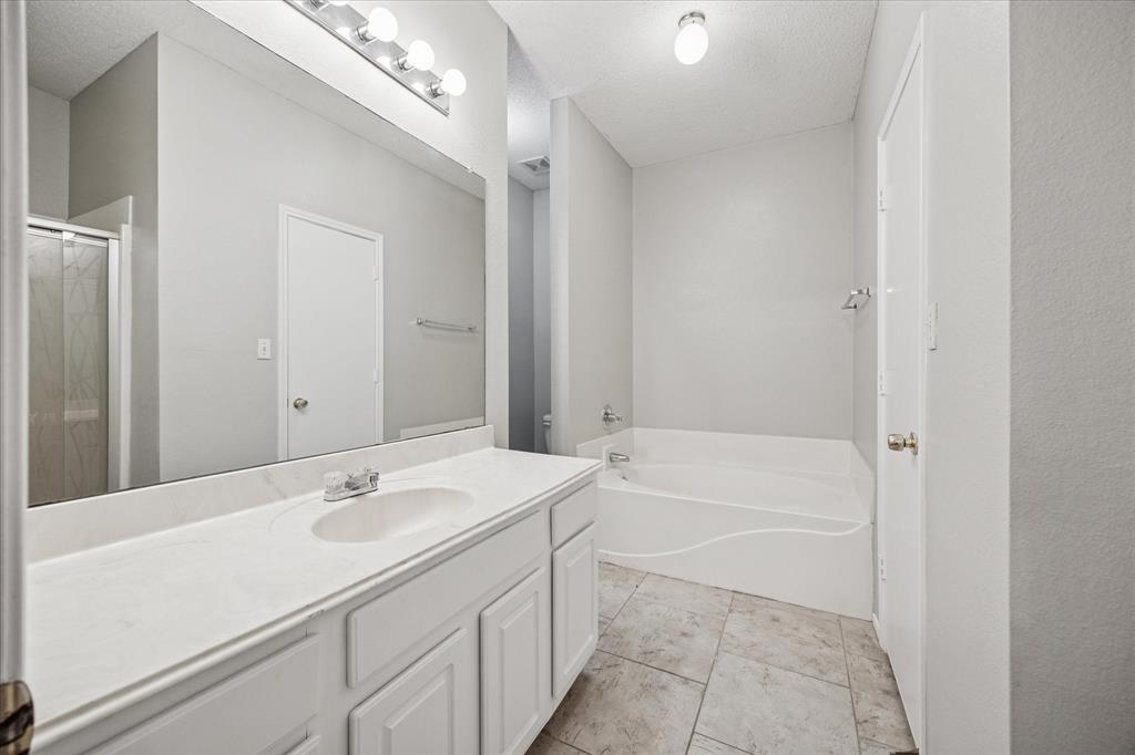 Hickory Creek Heights - Residential Lease