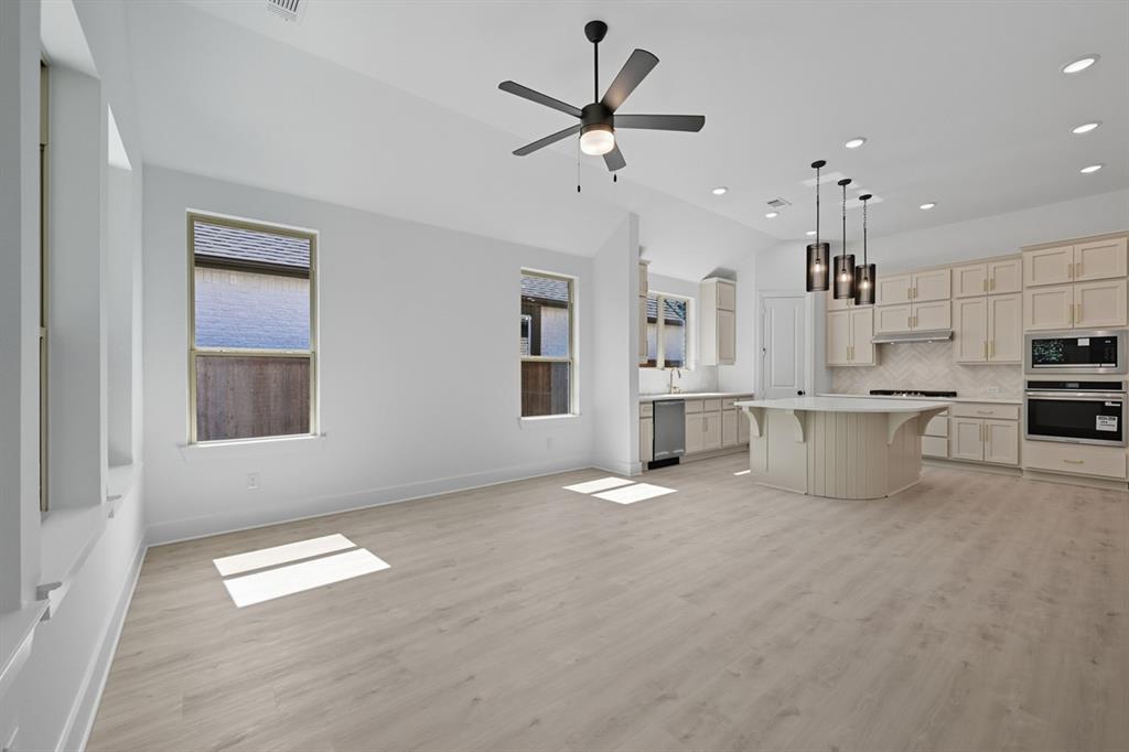 Gateway Village - The Reserve: 45ft. lots - Residential