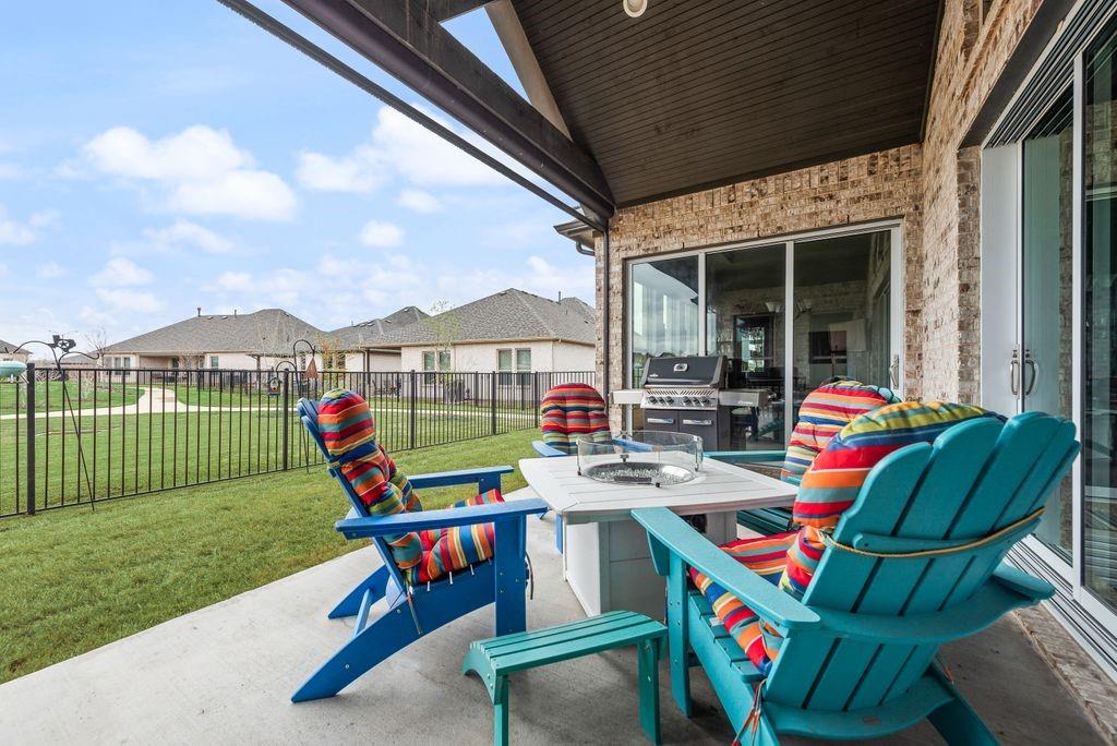 Ladera Tavolo Park - Residential