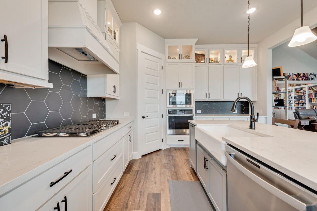 Ladera Tavolo Park - Residential