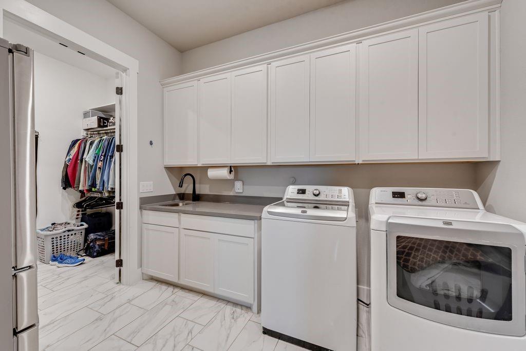 Ladera Tavolo Park - Residential