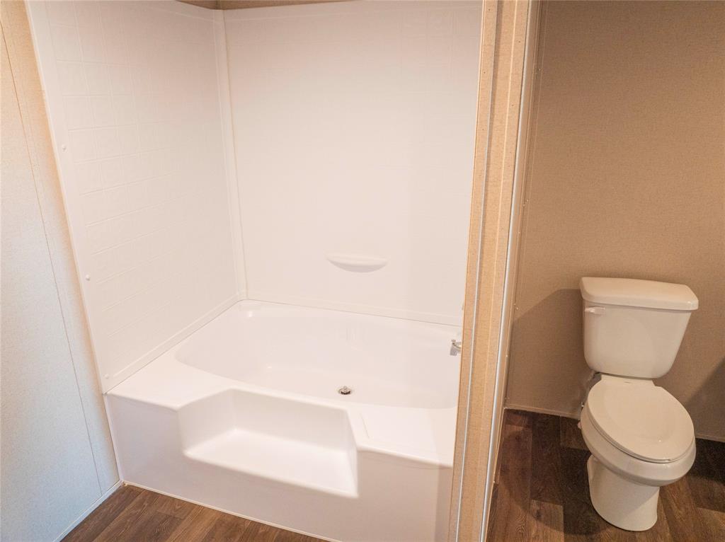 WALDEN ESTATES - Residential