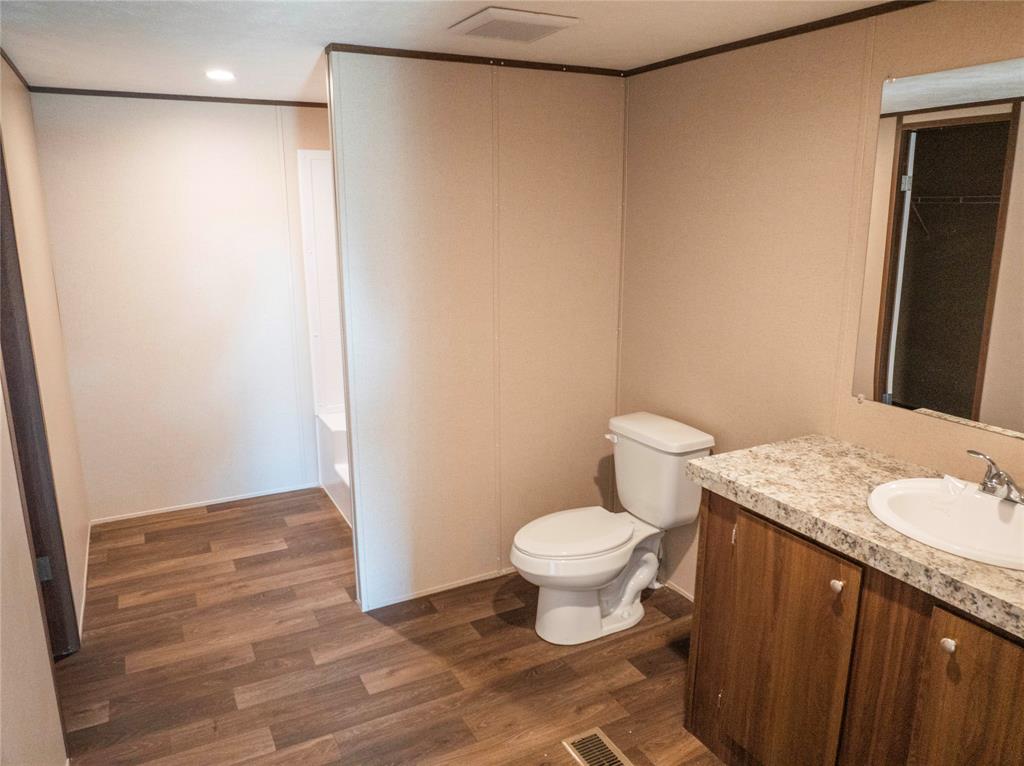 WALDEN ESTATES - Residential