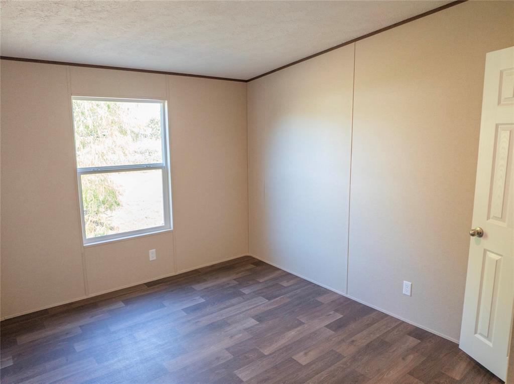 WALDEN ESTATES - Residential