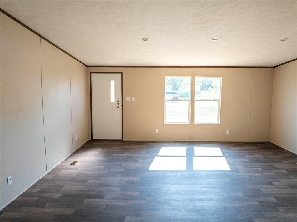 WALDEN ESTATES - Residential