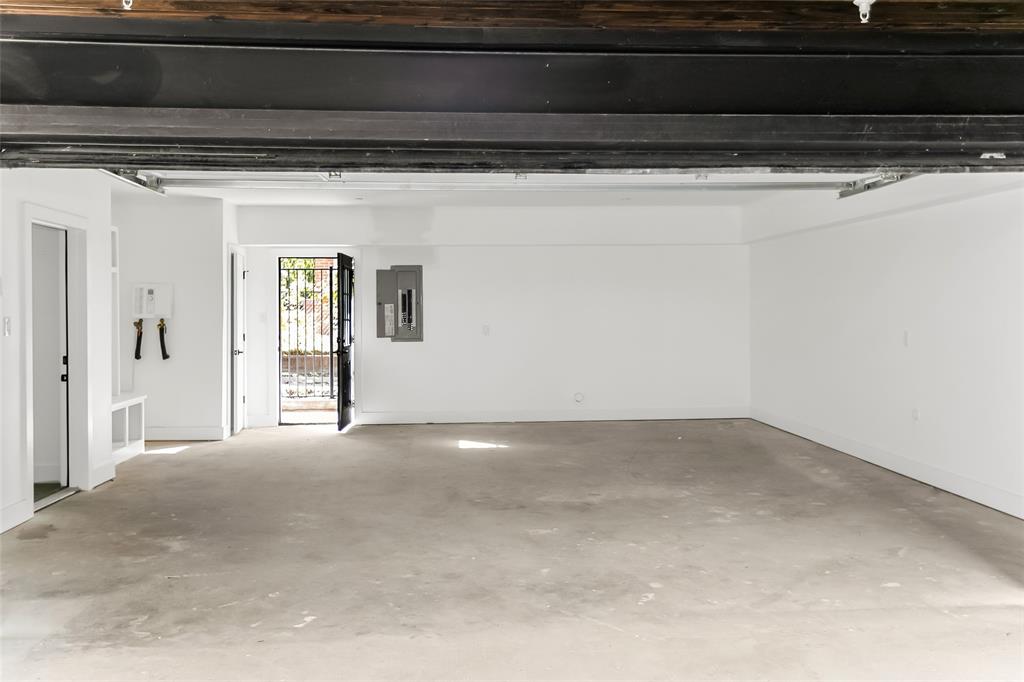 Holloway Add - Residential Lease