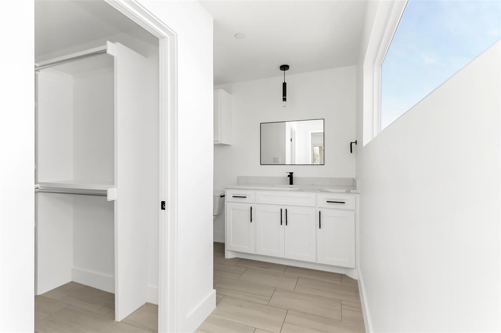 Holloway Add - Residential Lease