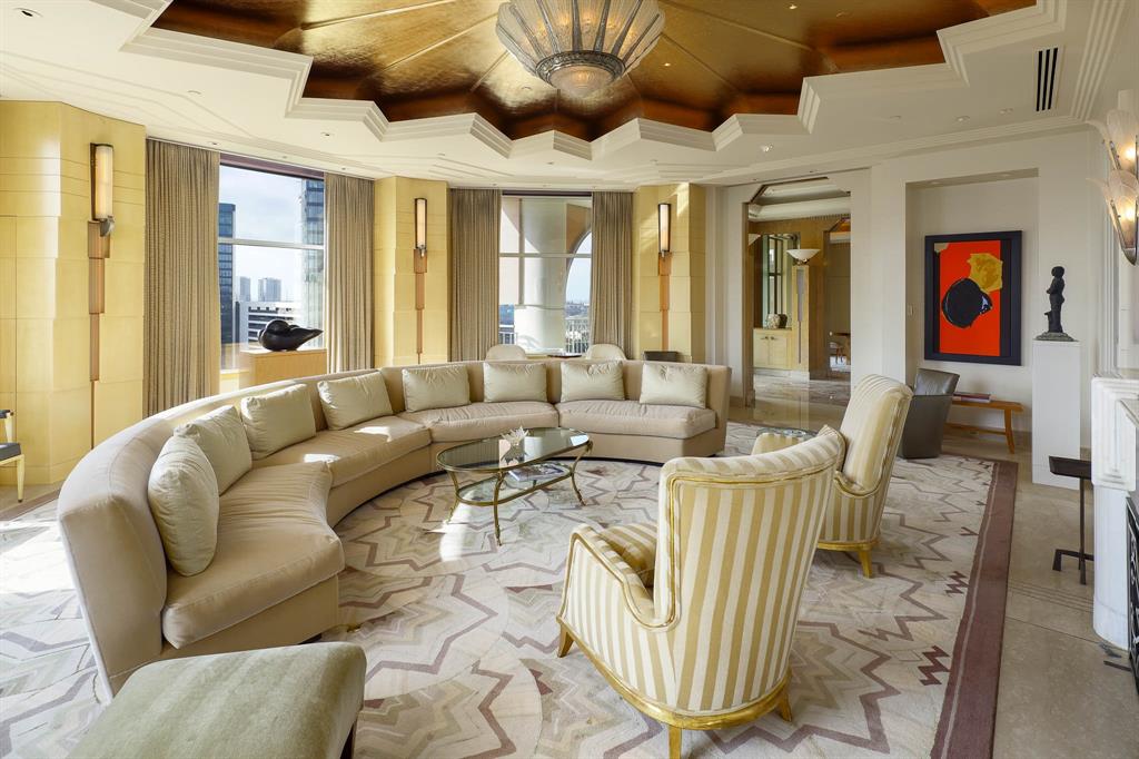 Mansion Residence - Residential