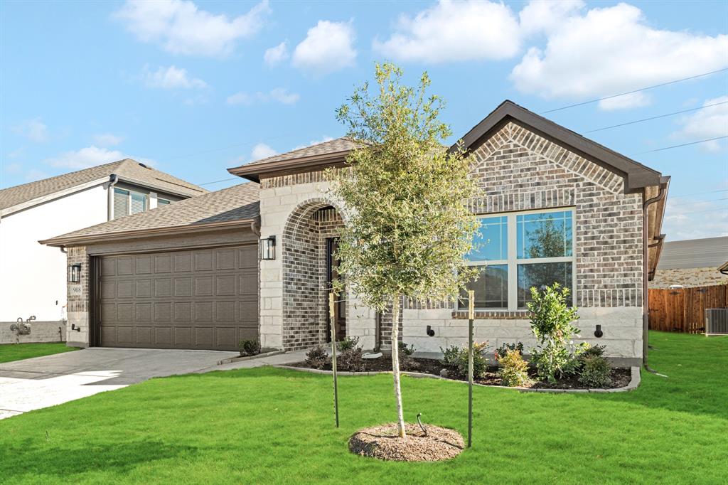 908 Alder Drive