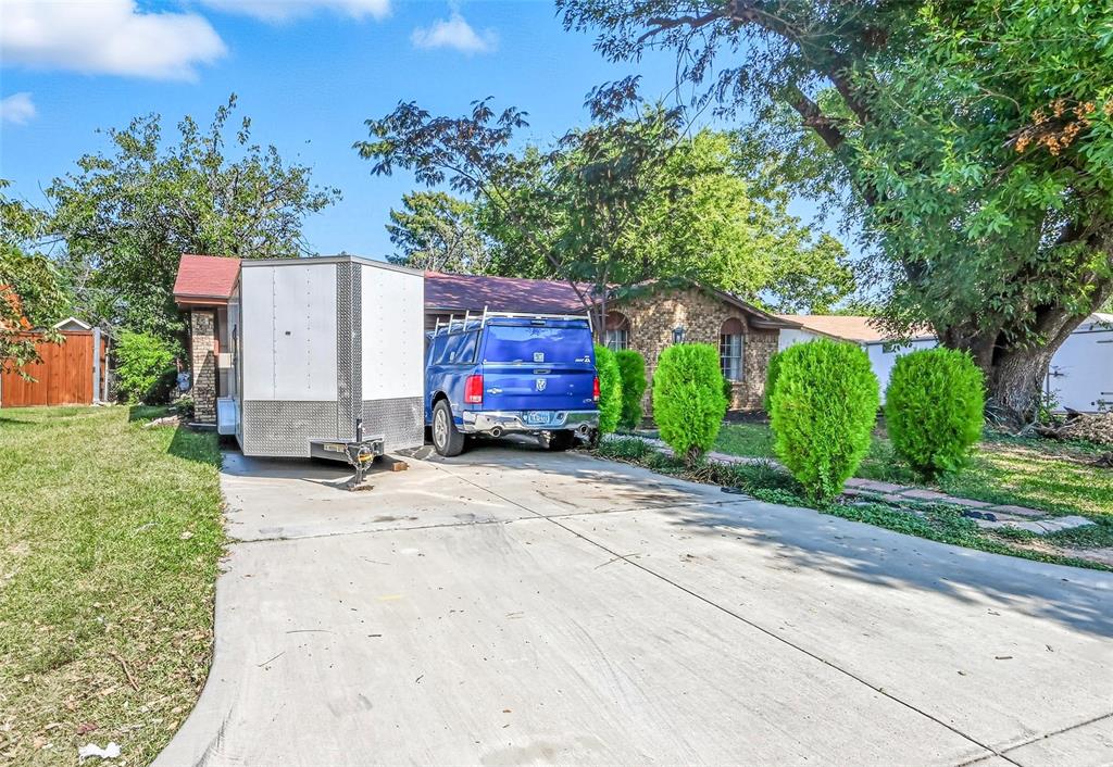 1203 Southmoor Drive
