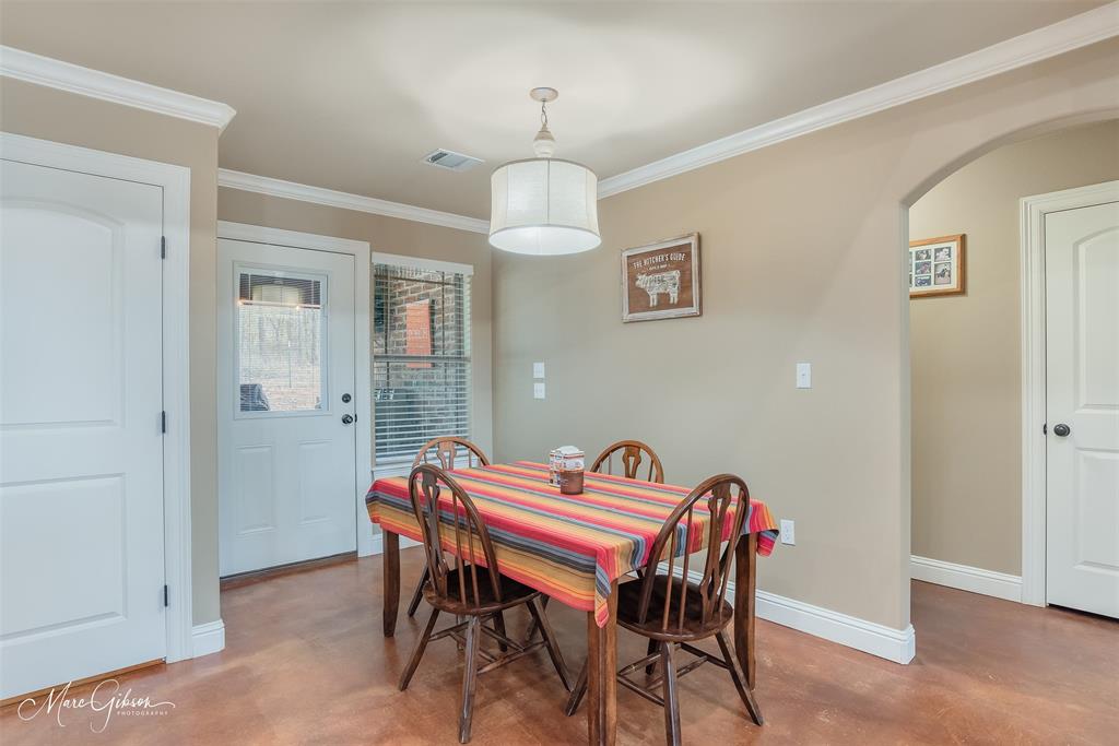 Haughton, Louisiana 71037, United States, 5 Bedrooms Bedrooms, ,3 BathroomsBathrooms,Residential,Active,8183