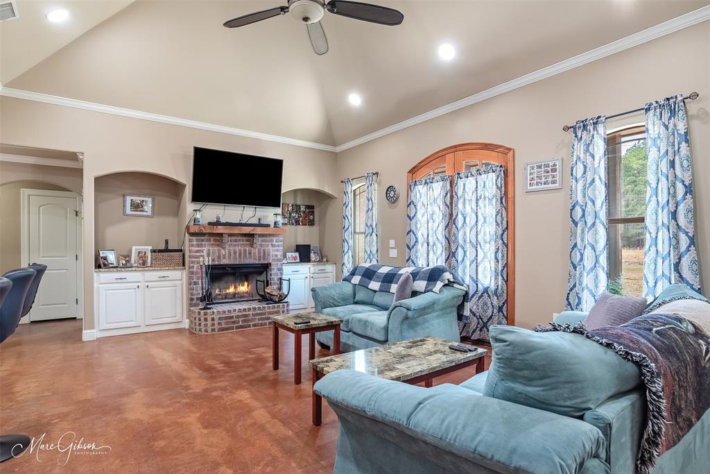 Haughton, Louisiana 71037, United States, 5 Bedrooms Bedrooms, ,3 BathroomsBathrooms,Residential,Active,8183