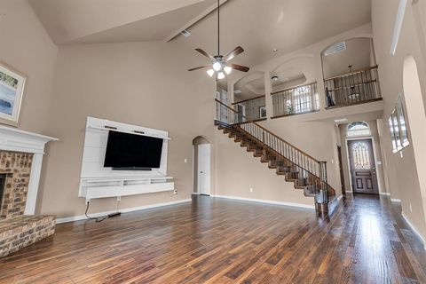 Tiny photo for 922 Christopher Drive, Cedar Hill, TX 75104 (MLS # 21100007)