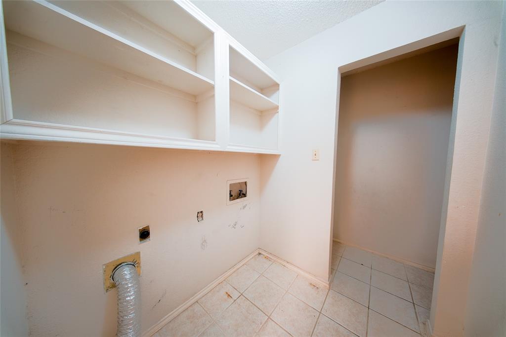 Keller Spgs Townhome 2800 - Residential