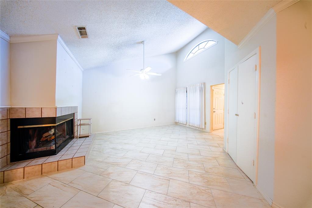 Keller Spgs Townhome 2800 - Residential