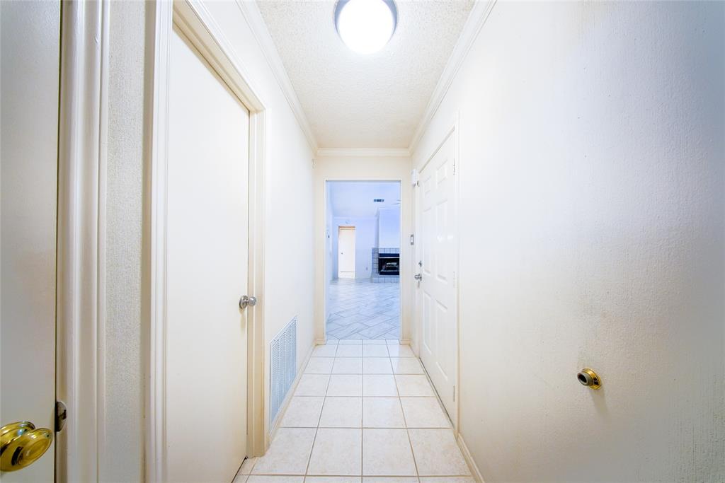 Keller Spgs Townhome 2800 - Residential