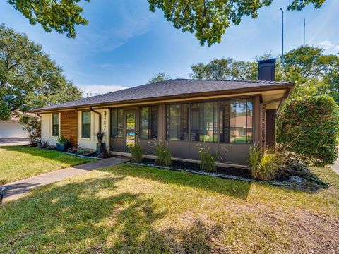 A home in Cedar Hill