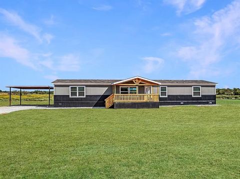 400 Leech Road Poolville TX 76487