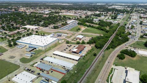 Tiny photo for 742 Dalworth Drive #400, Mesquite, TX 75149 (MLS # 21231323)