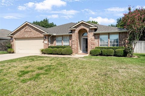 106 Stanbury Street Mansfield TX 76063