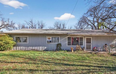 804 Jay Street Eden TX 76837