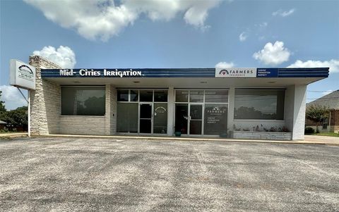 1901 Bedford Road Bedford TX 76021