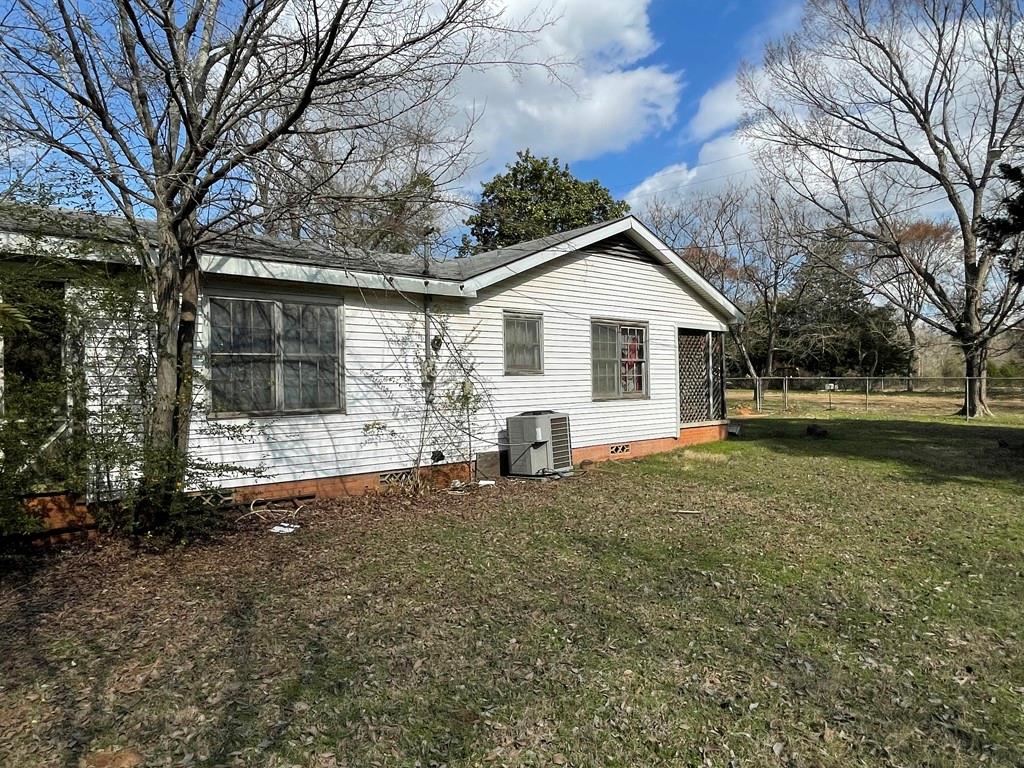 18582 County Road 4225