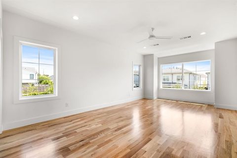 Tiny photo for 4606 Hopkins Avenue, Dallas, TX 75209 (MLS # 21042451)