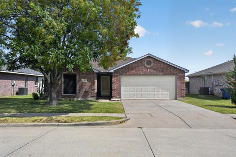 Tiny photo for 419 Murphy Road, Burleson, TX 76028 (MLS # 21353132)
