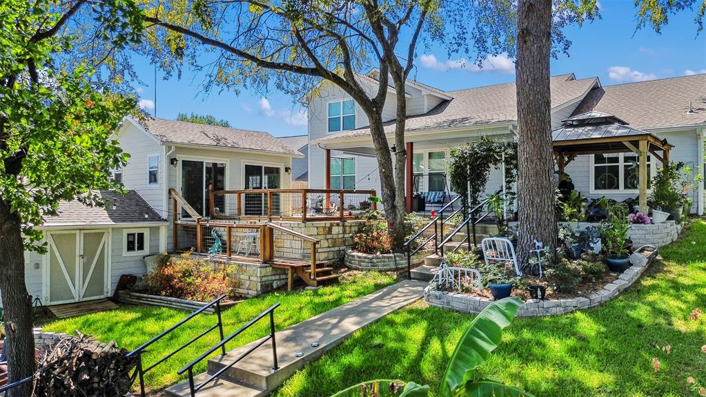 122 Redondo Drive