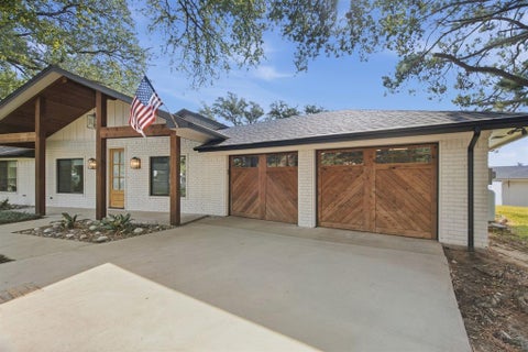 Tiny photo for 4210 Bar Harbor Court, Granbury, TX 76049 (MLS # 21381739)