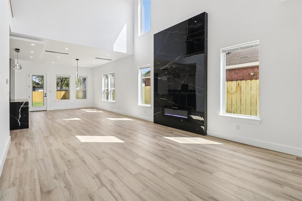 WESTMORELAND PARK - Residential