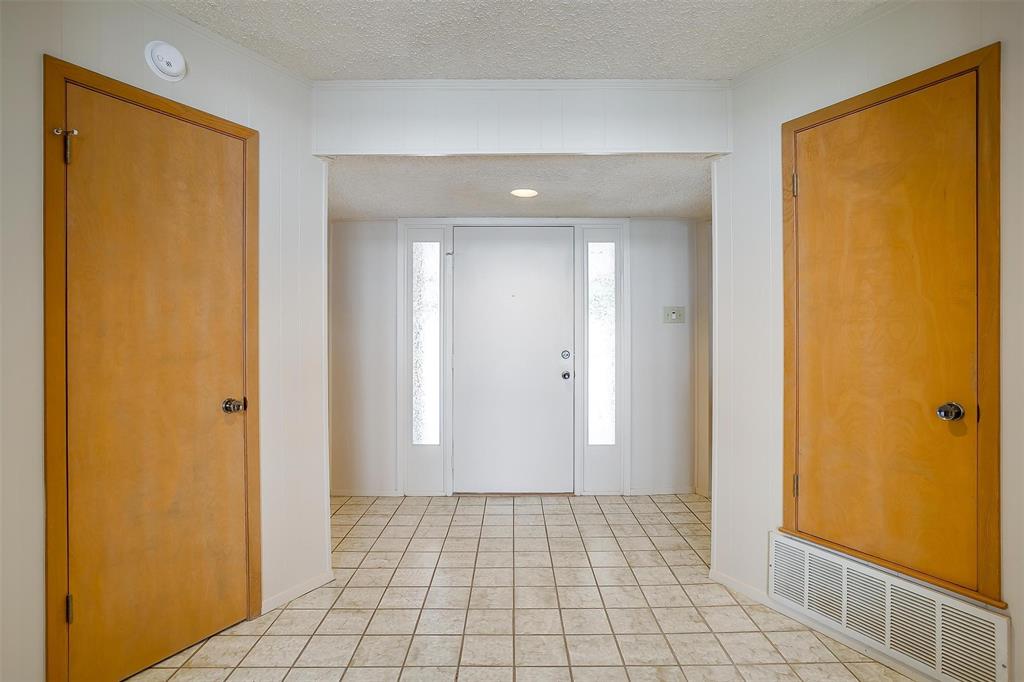 4103 Apache Trail Court