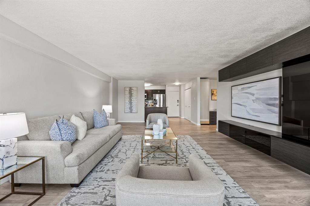 Twenty 01 Turtle Creek Condos - Residential