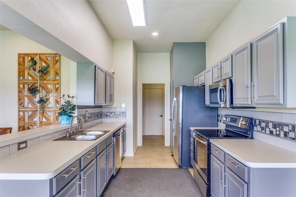 White Bluff #22 - Residential