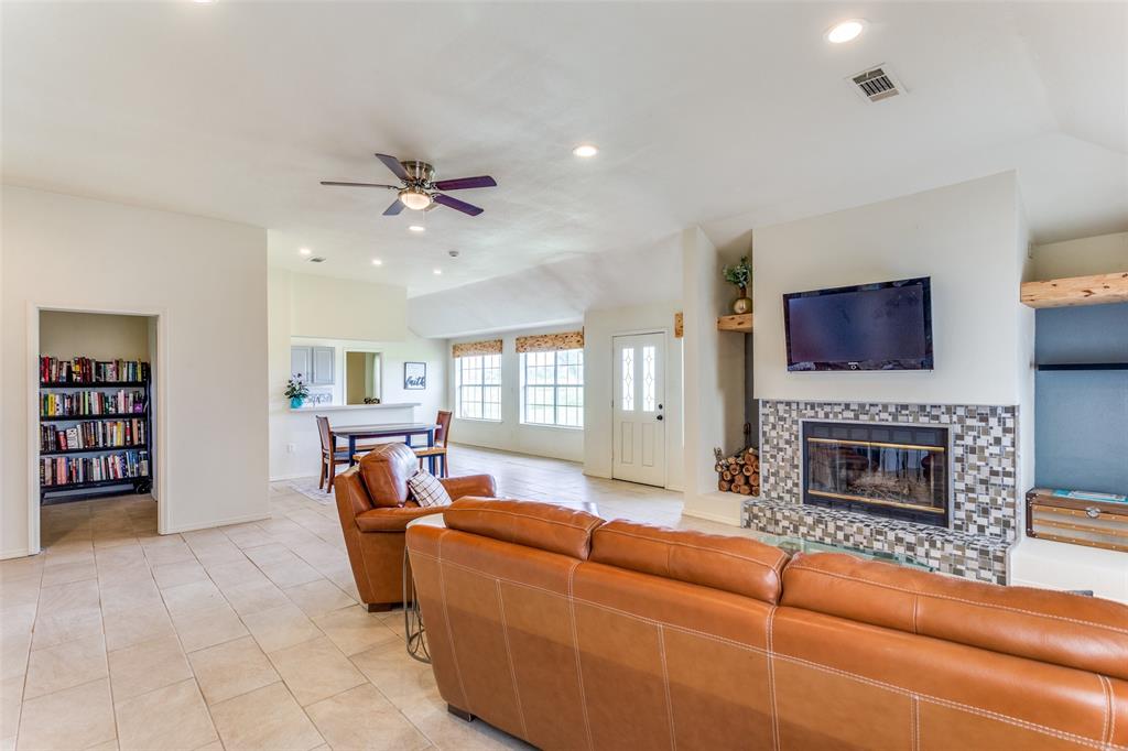 White Bluff #22 - Residential