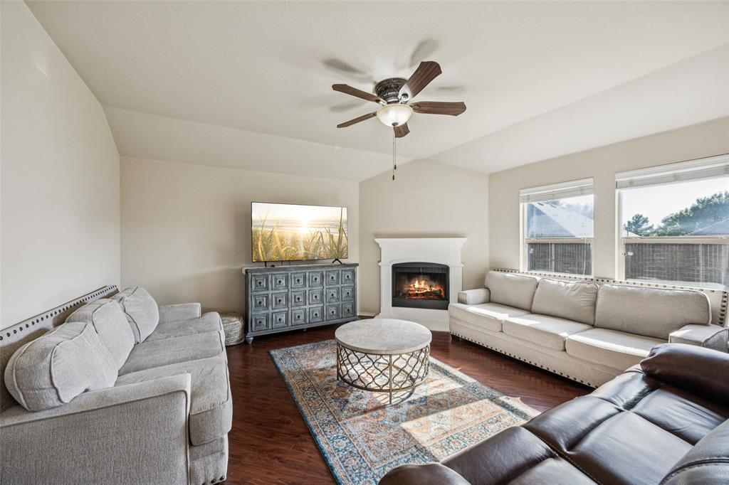 Summit View Lake Ph Two - Residential