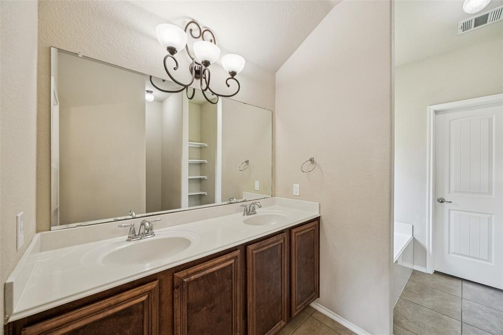 Summit View Lake Ph Two - Residential